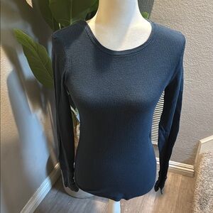 Arizona Jean Co Navy Long Sleeve Under/Thermal Top